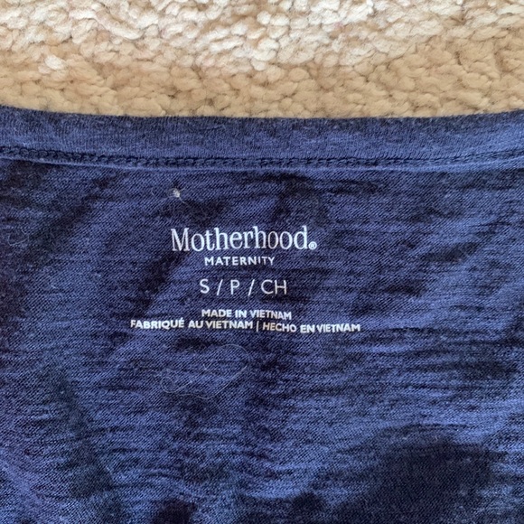 Maternity • Shirt/Blouse - Picture 2 of 2